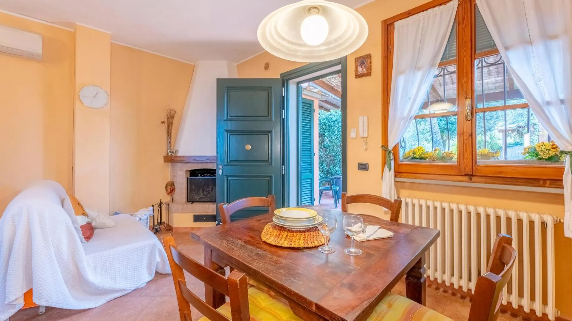 Villa Sunshine Apartments Gambassi Terme