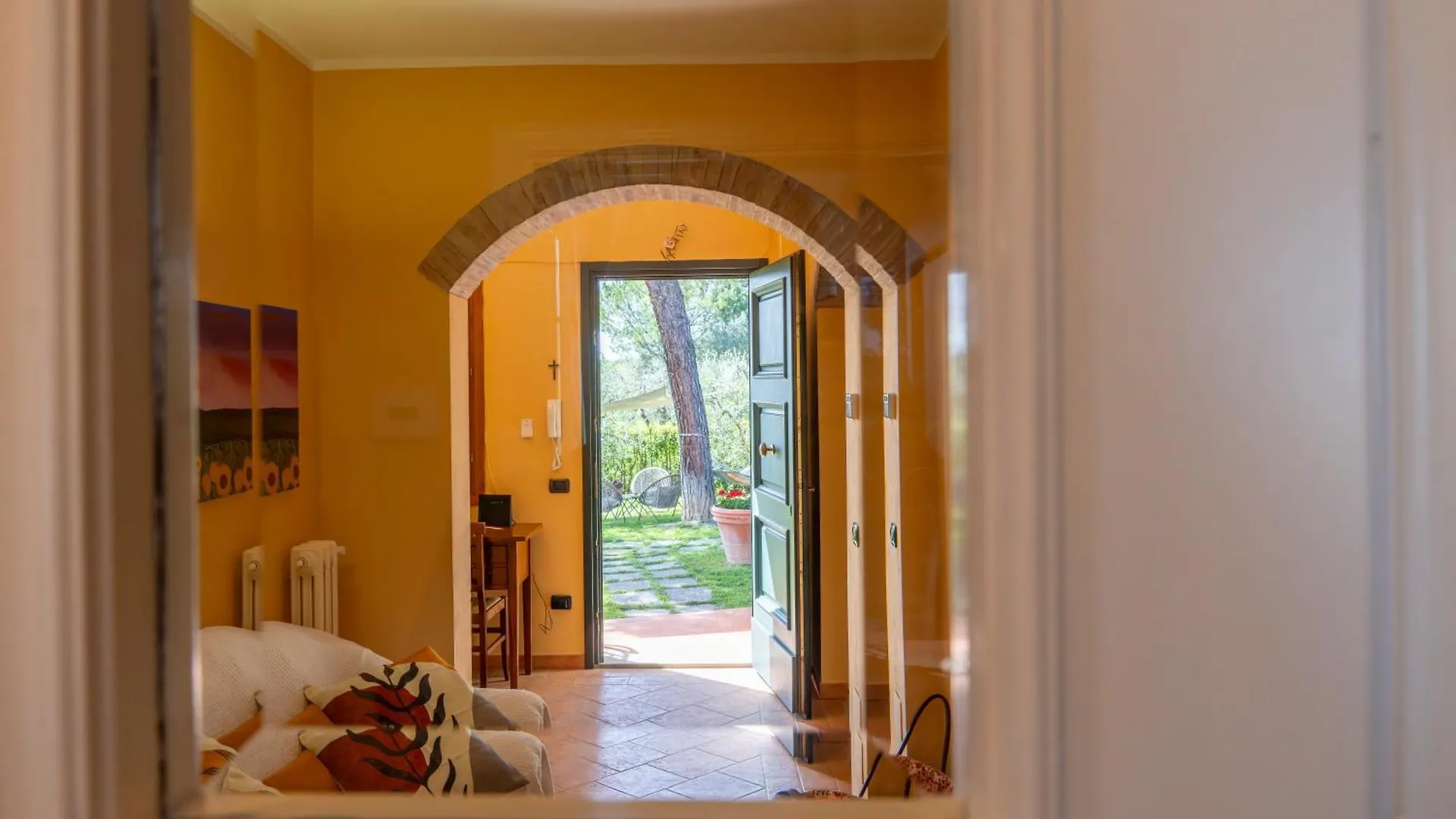 Villa Sunshine Apartments Gambassi Terme