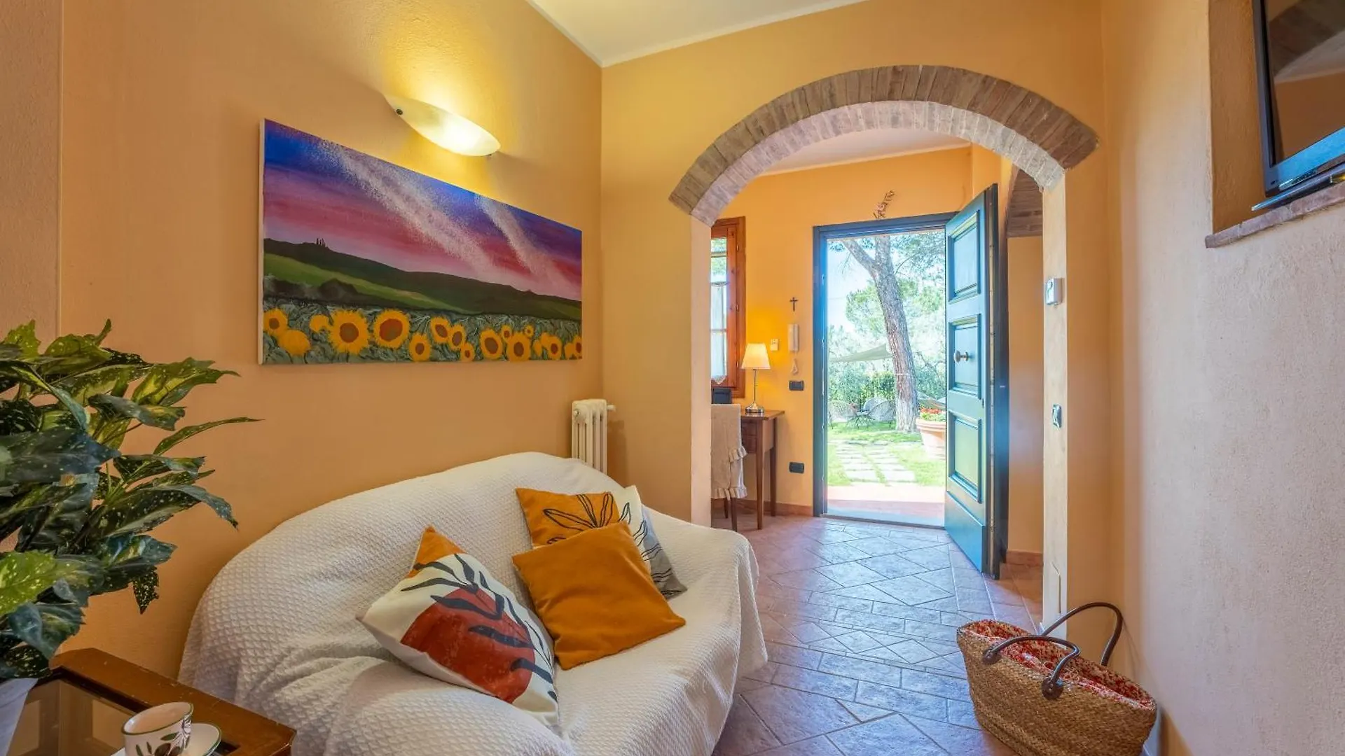 Villa Sunshine Apartments Gambassi Terme Italia