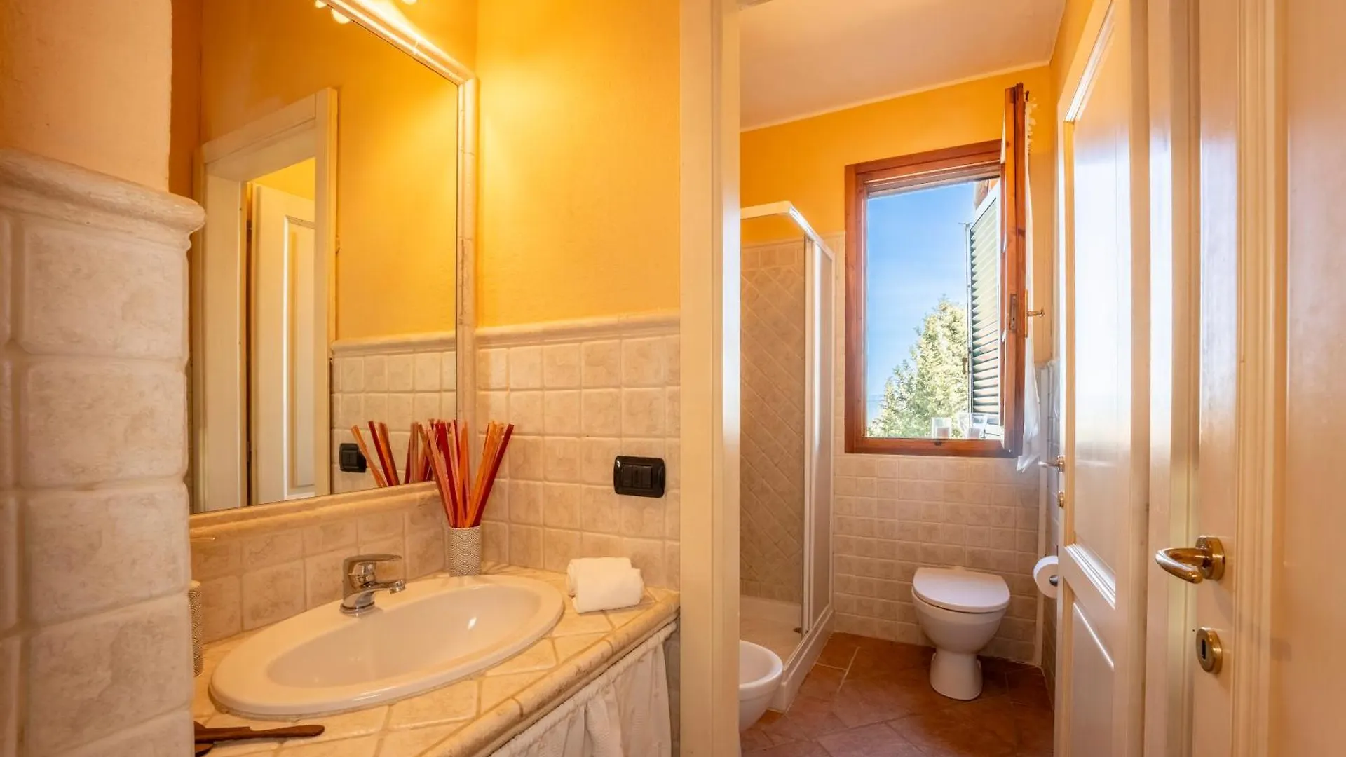 Villa Sunshine Apartments Gambassi Terme