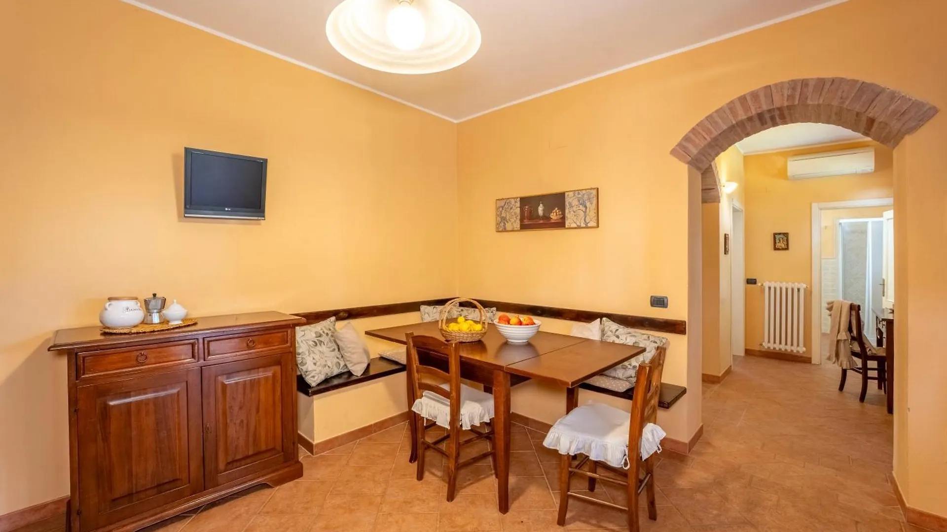 Villa Sunshine Apartments Gambassi Terme Italia