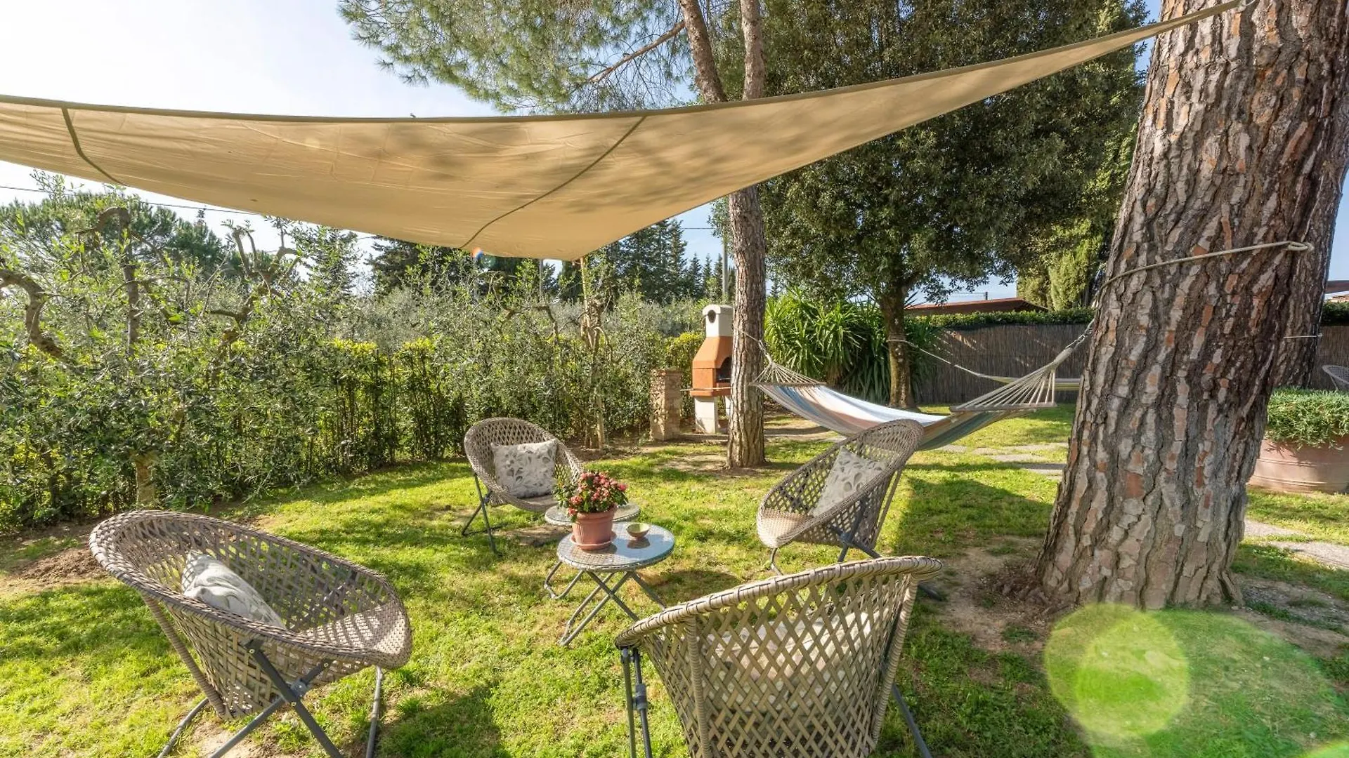 Villa Sunshine Apartments Gambassi Terme Italia