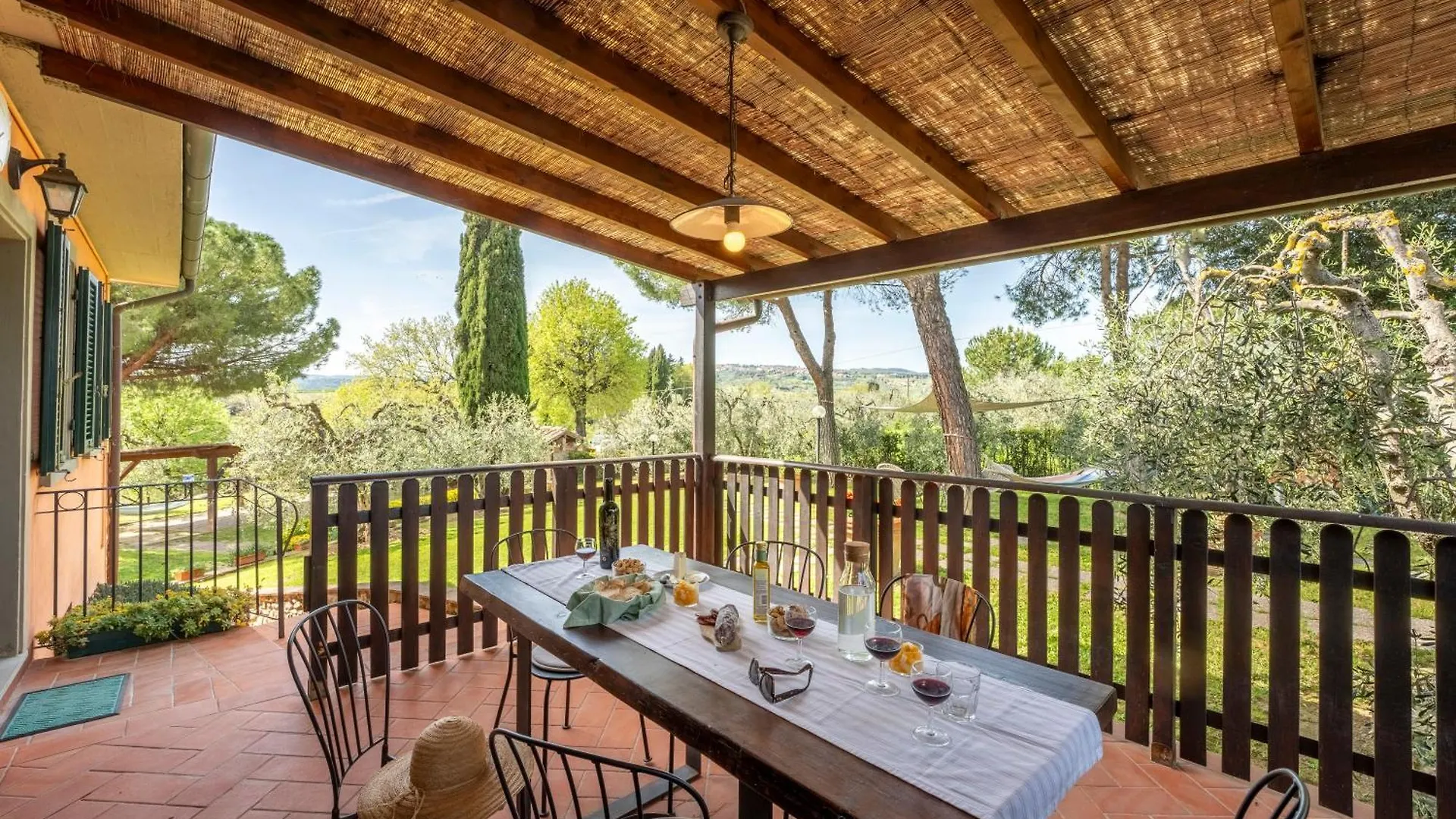 Villa Sunshine Apartments Gambassi Terme