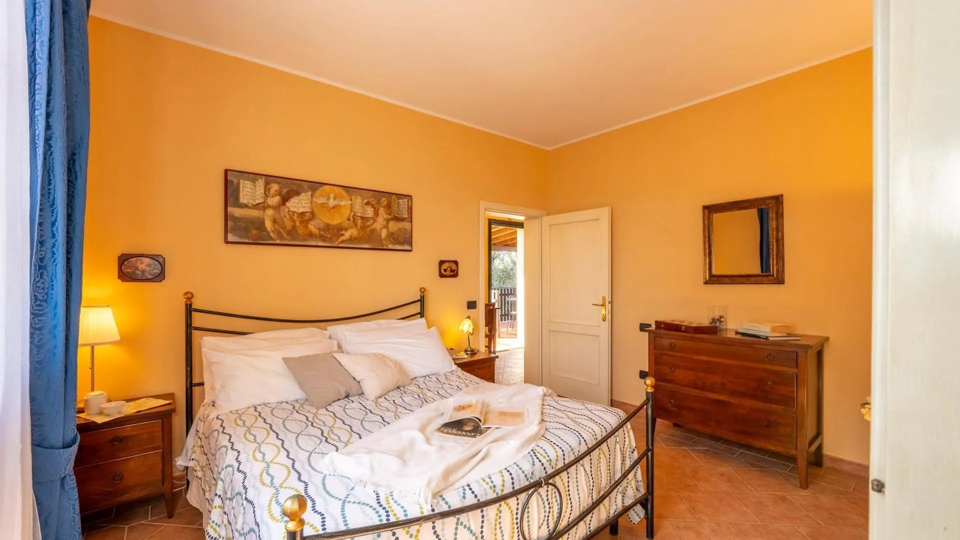 Villa Sunshine Apartments Gambassi Terme Italy
